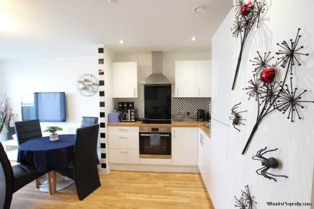 Additional Property Image 2 bedroom Apartment for sale in Manchester 5