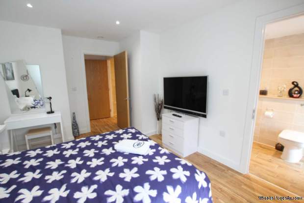 Additional Property Image 2 bedroom Apartment for sale in Manchester 10