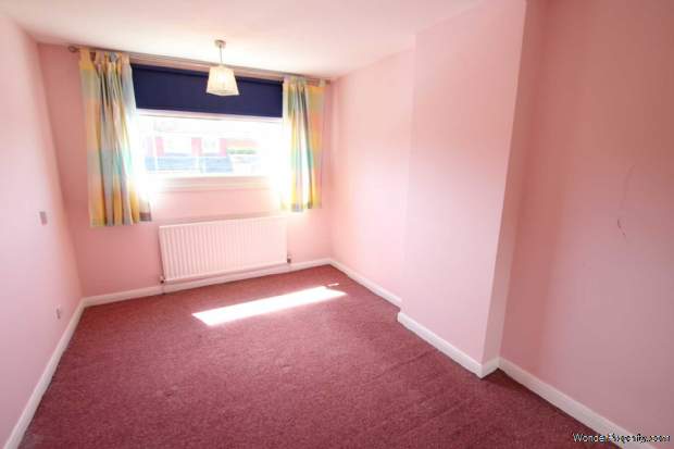 Additional Property Image 3 bedroom Semi Detached for sale in Heywood 8