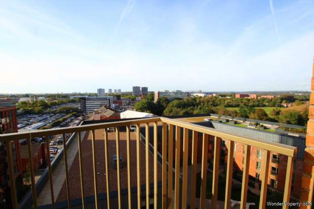 Additional Property Image 3 bedroom Apartment for sale in Salford 14