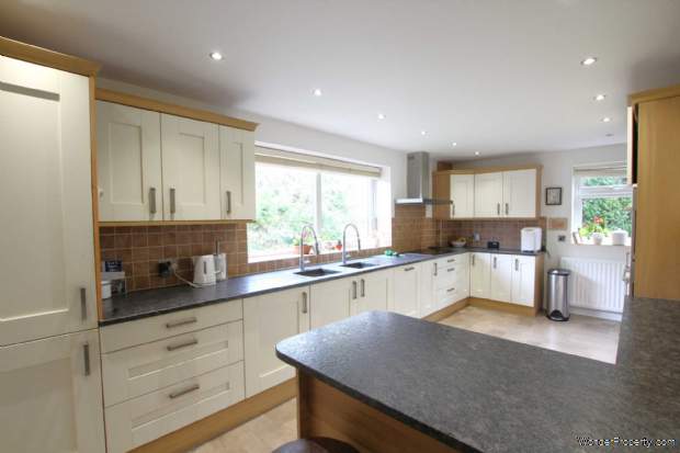 Additional Property Image 4 bedroom Detached for sale in Manchester 8