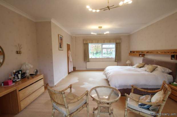 Additional Property Image 4 bedroom Detached for sale in Manchester 11