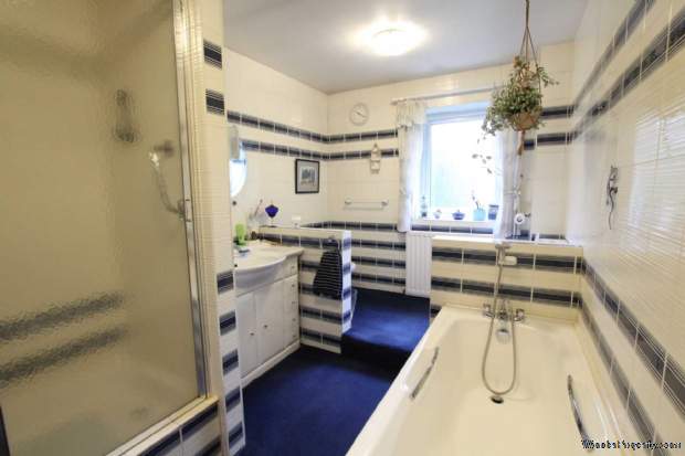 Additional Property Image 4 bedroom Detached for sale in Manchester 19