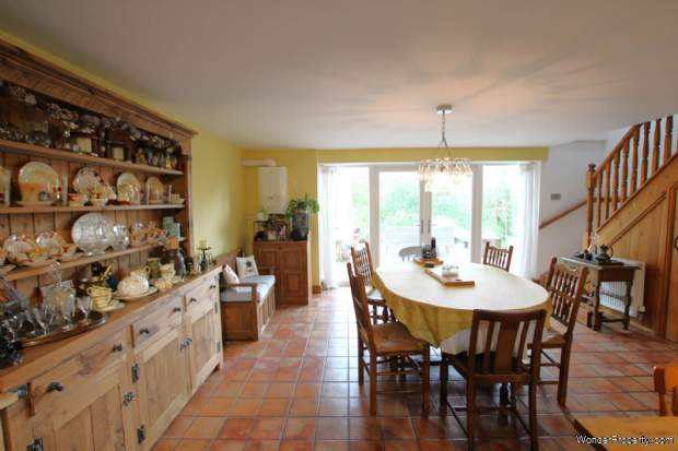 Additional Property Image 4 bedroom Semi Detached for sale in Manchester 9