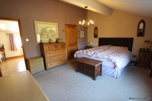 Additional Property Image 4 bedroom Semi Detached for sale in Manchester 18