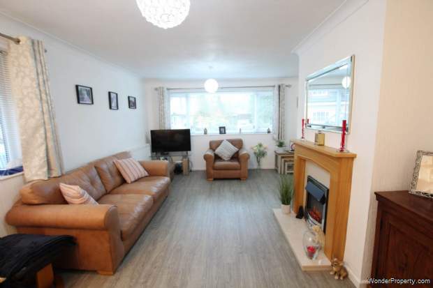 Additional Property Image 3 bedroom Bungalow for sale in Manchester 4