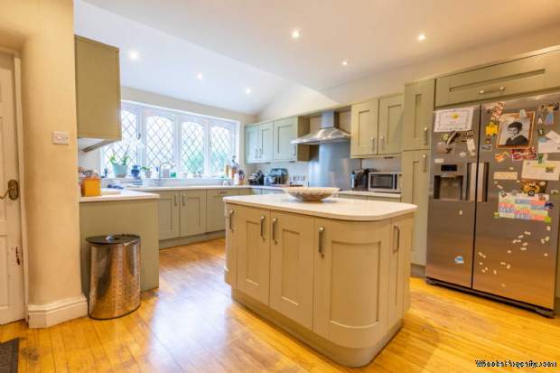 Additional Property Image 5 bedroom Detached for sale in Manchester 7