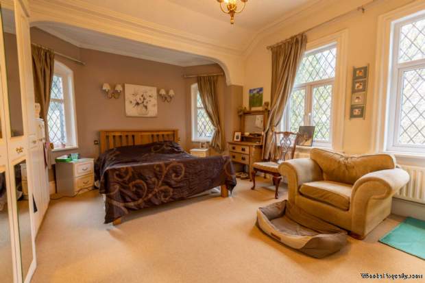 Additional Property Image 5 bedroom Detached for sale in Manchester 13