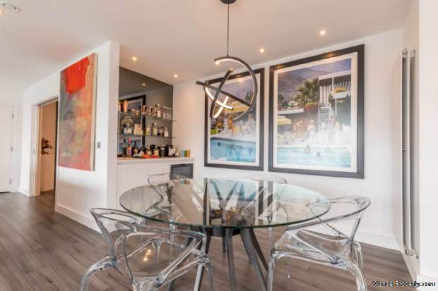 Additional Property Image 3 bedroom Apartment for sale in Manchester 5