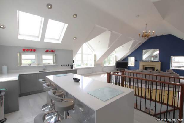 Additional Property Image 3 bedroom Cottage for sale in Bury 6