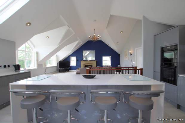 Additional Property Image 3 bedroom Cottage for sale in Bury 7