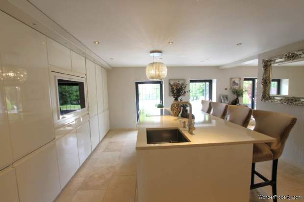 Additional Property Image 3 bedroom Semi Detached for sale in Manchester 8