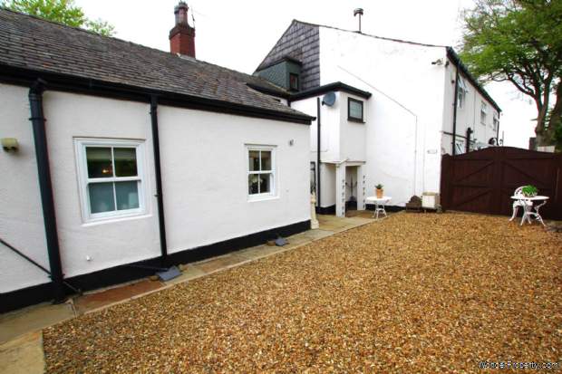 Additional Property Image 3 bedroom Semi Detached for sale in Manchester 13