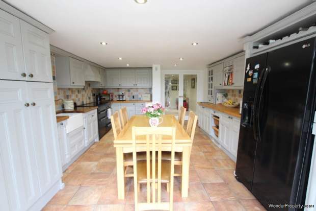 Additional Property Image 4 bedroom Semi Detached for sale in Manchester 6