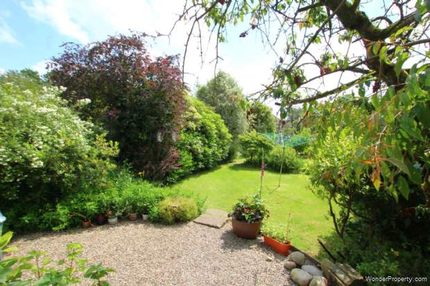 Additional Property Image 4 bedroom Semi Detached for sale in Manchester 10