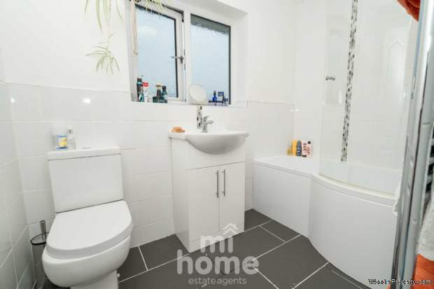 Additional Property Image 3 bedroom Terraced for sale in Preston 16