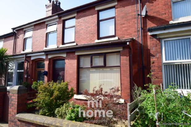3 bedroom Terraced for sale in Preston