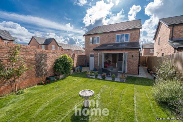 Additional Property Image 4 bedroom Detached for sale in Preston 3