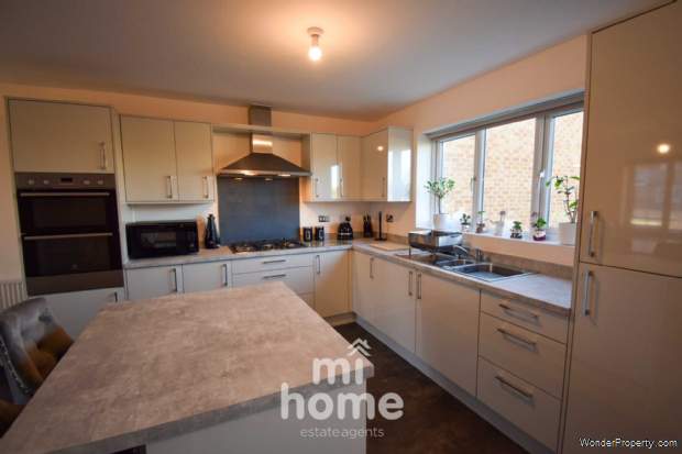 Additional Property Image 4 bedroom Detached for sale in Preston 8