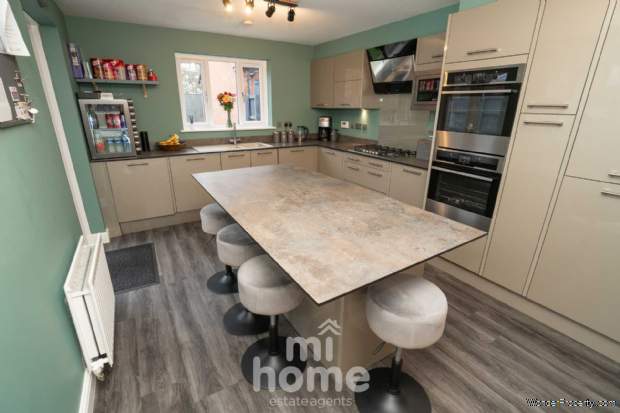 Additional Property Image 4 bedroom Detached for sale in Preston 3