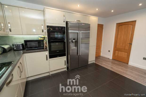 Additional Property Image 4 bedroom Detached for sale in Preston 9
