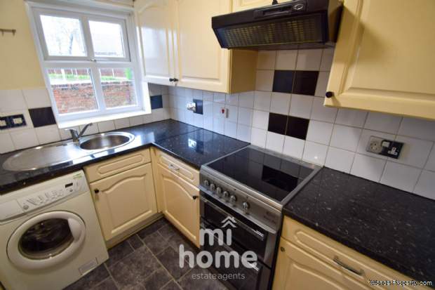 Additional Property Image 2 bedroom Terraced for sale in Preston 8