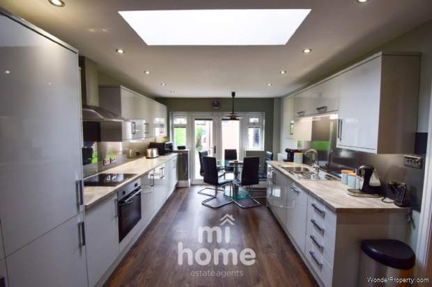 Additional Property Image 3 bedroom End of Terrace for sale in Preston 2