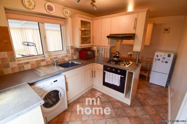 Additional Property Image 3 bedroom Semi Detached for sale in Preston 5