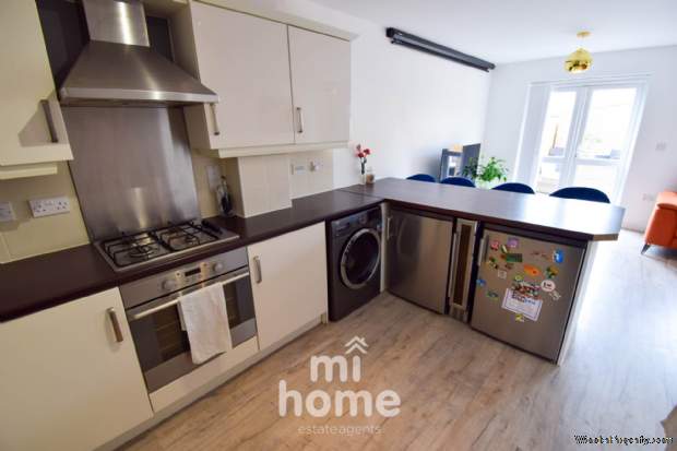 Additional Property Image 5 bedroom Town House for sale in Preston 8