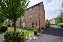 5 bedroom Town House for sale in Preston