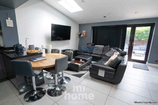 Additional Property Image 5 bedroom Detached for sale in Preston 6