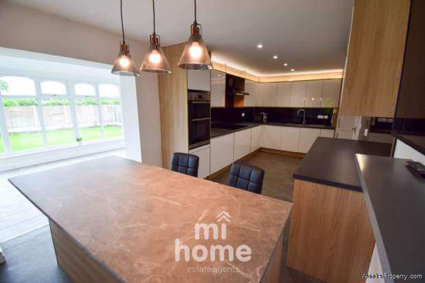 3 bedroom Semi Detached for sale in Preston