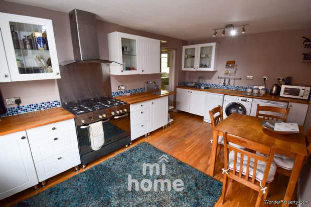 Additional Property Image 2 bedroom Terraced for sale in Preston 4