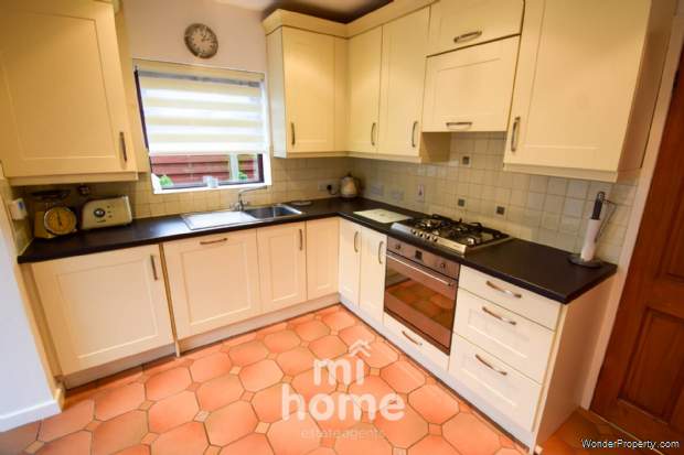 Additional Property Image 3 bedroom Semi Detached Bungalow for sale in Preston 4