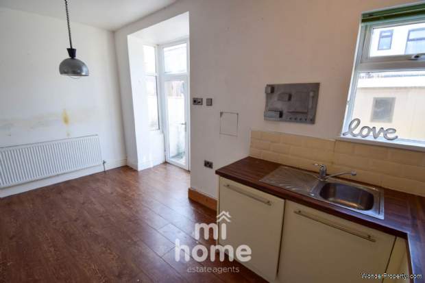 Additional Property Image 2 bedroom Terraced for sale in Preston 7