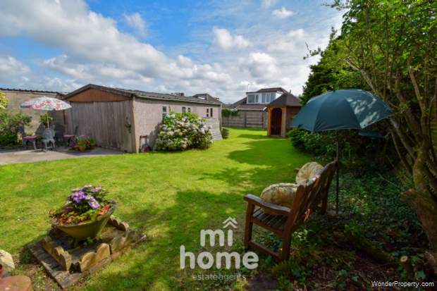 Additional Property Image 3 bedroom Detached Bungalow for sale in Preston 2