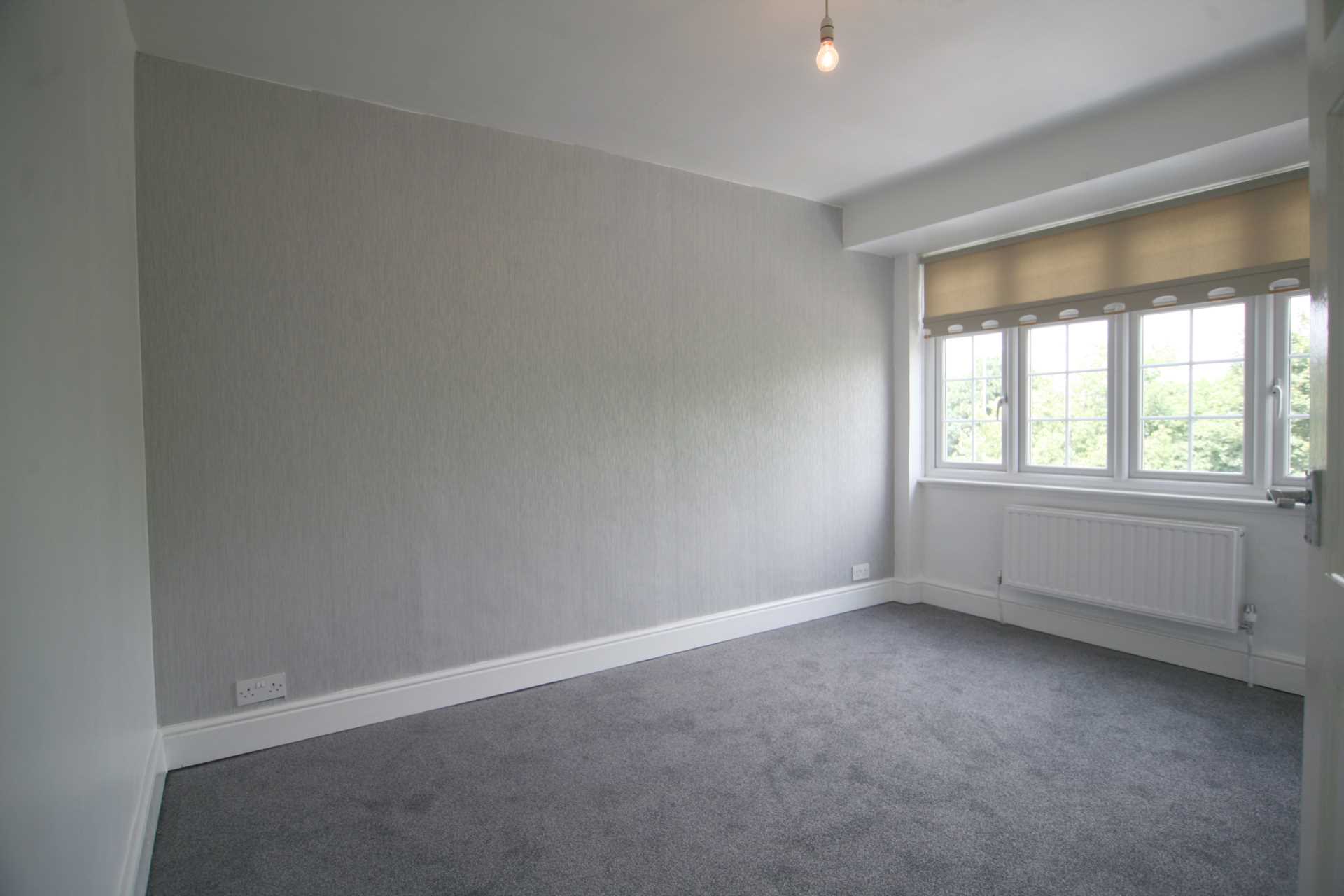 Additional Property Image 3 bedroom Terraced to rent in Rainham 7