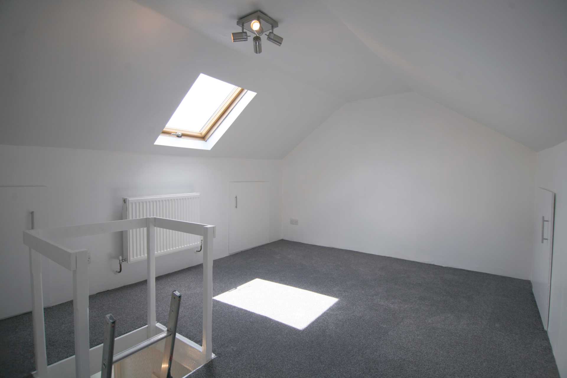 Additional Property Image 3 bedroom Terraced to rent in Rainham 9