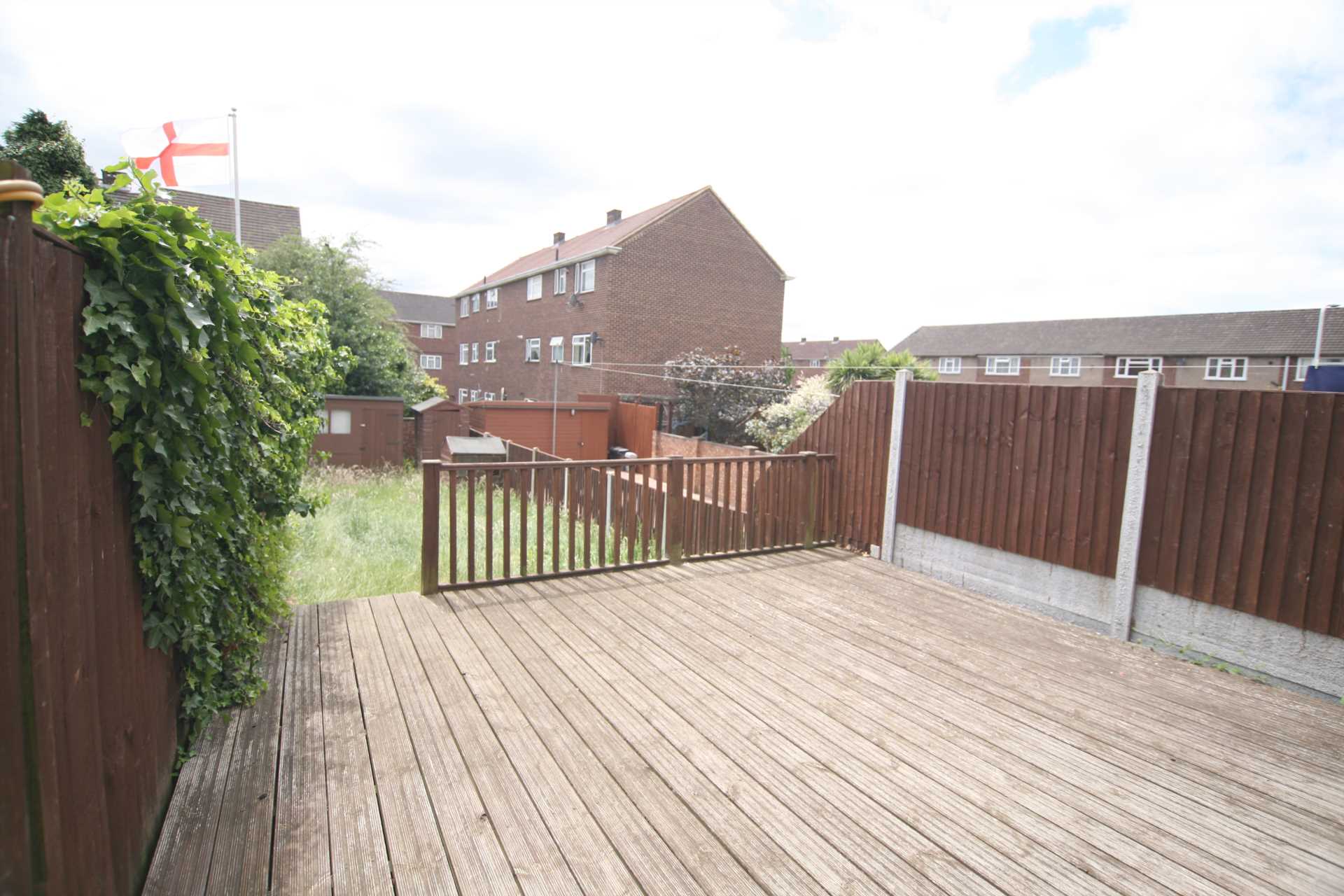 Additional Property Image 3 bedroom Terraced to rent in Rainham 12