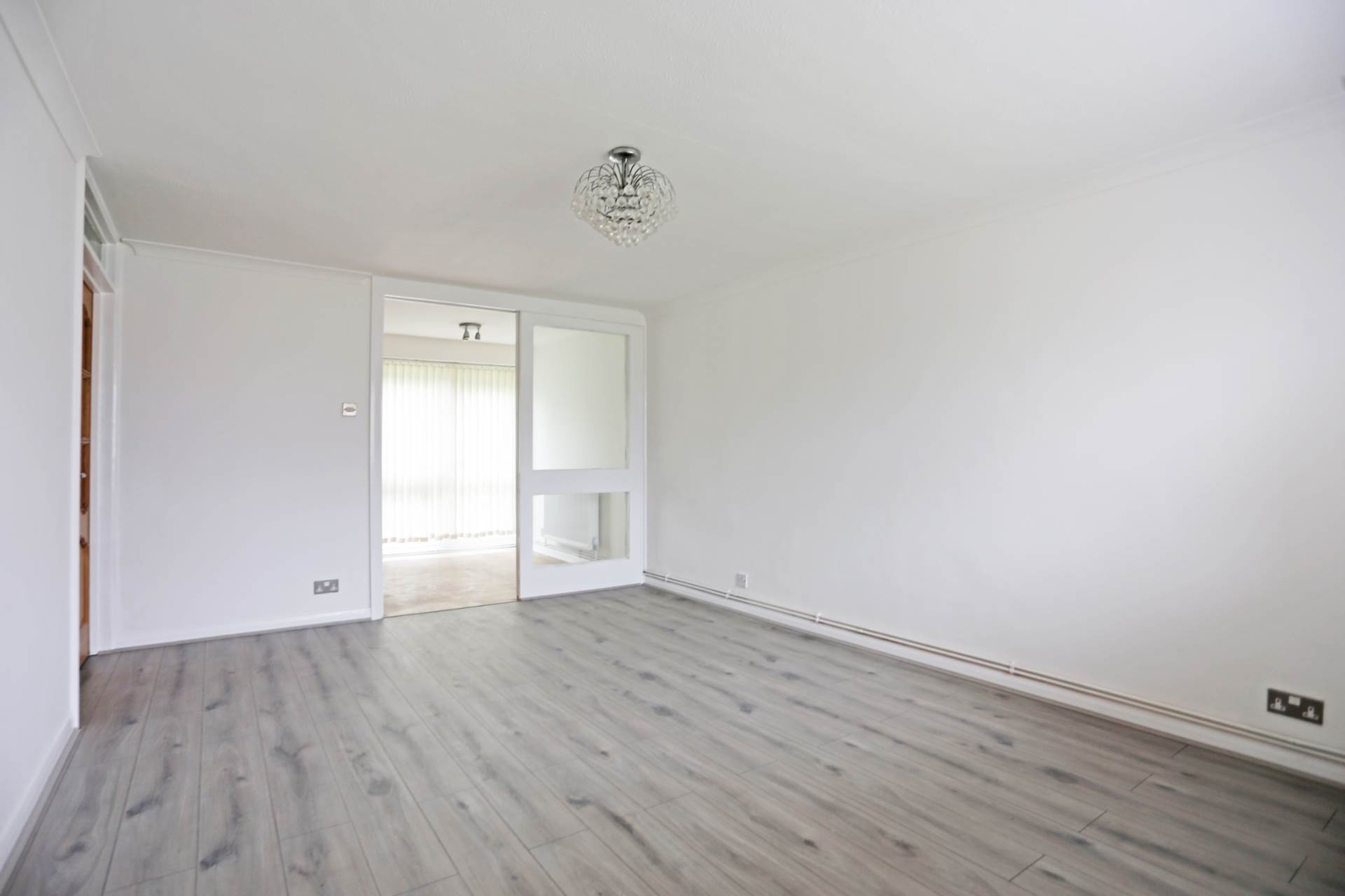 Additional Property Image 2 bedroom Flat to rent in Romford 5