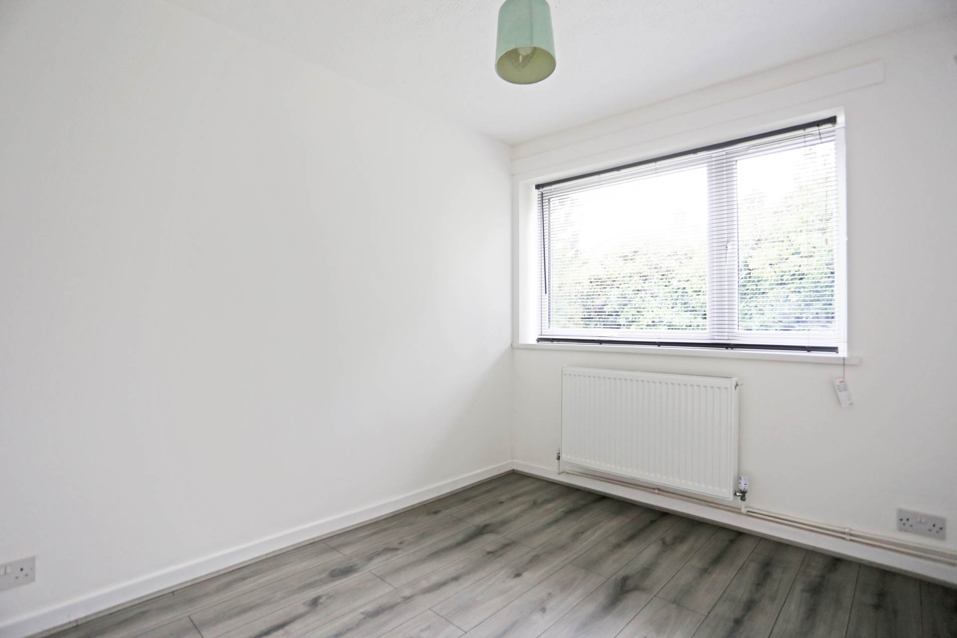 Additional Property Image 2 bedroom Flat to rent in Romford 8
