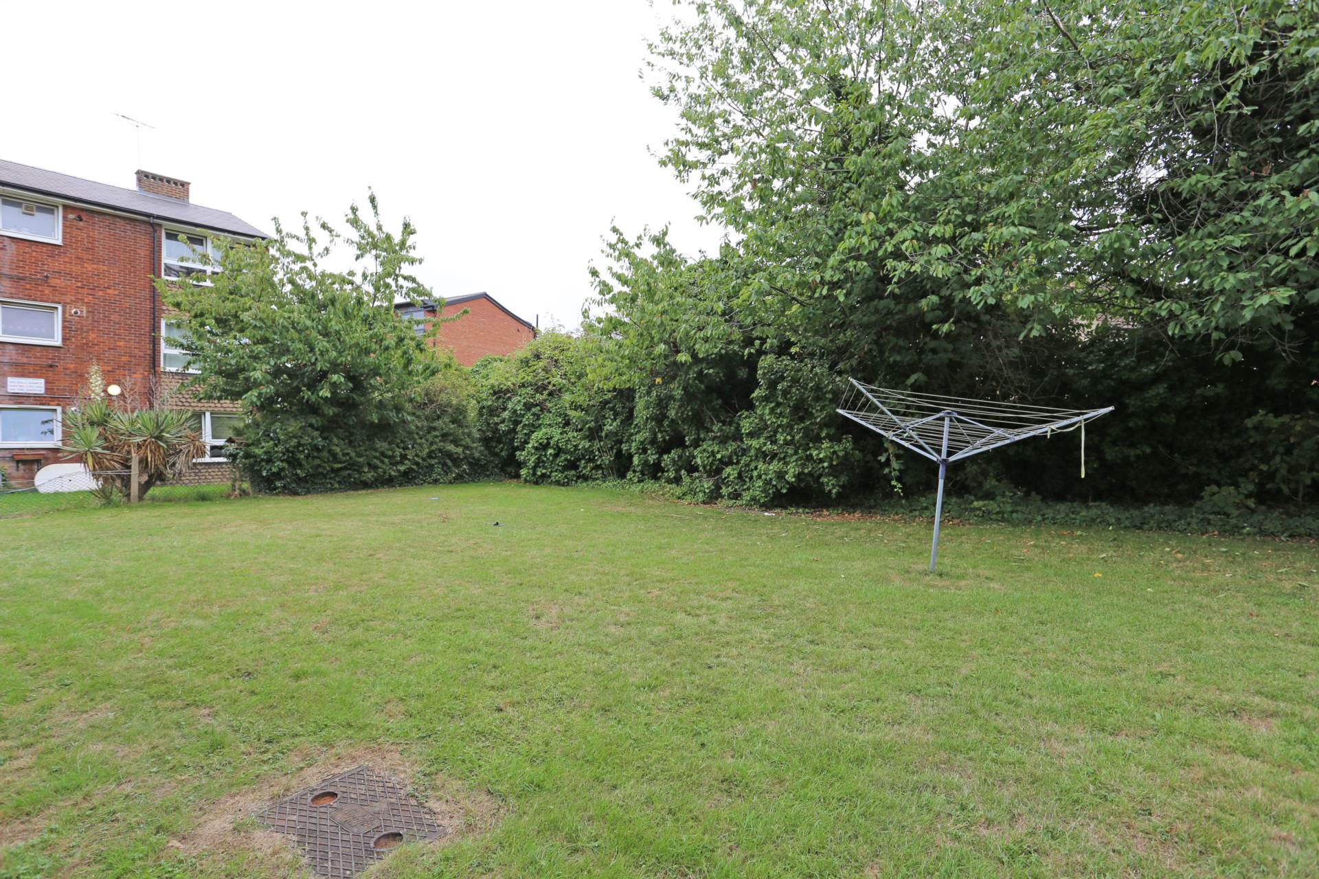 Additional Property Image 2 bedroom Flat to rent in Romford 10