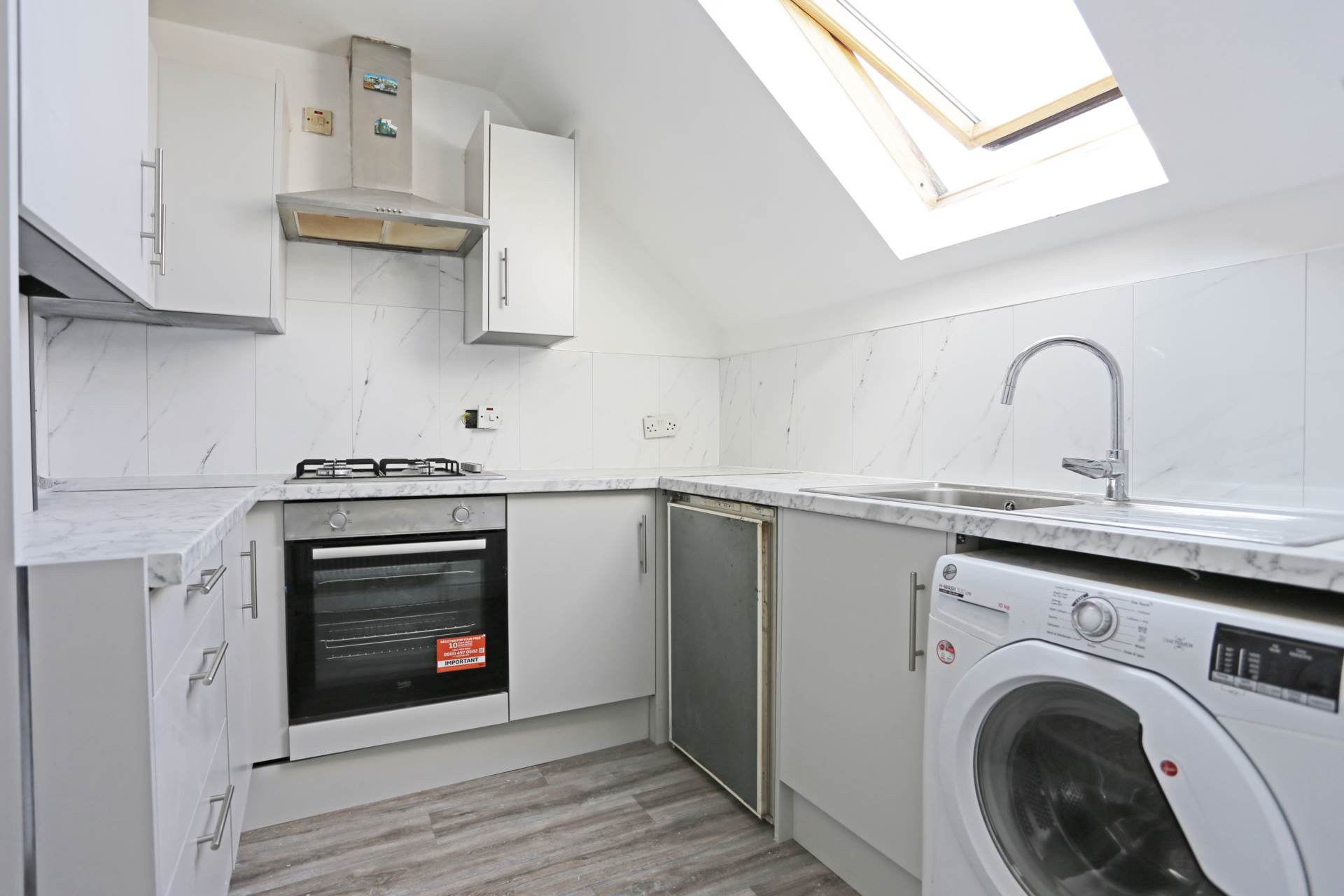Additional Property Image 2 bedroom Flat to rent in Rainham 2