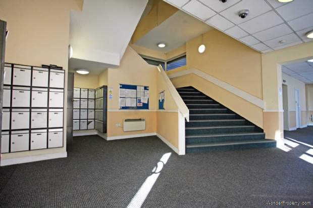 Additional Property Image 1 bedroom Apartment for sale in Ilford 8