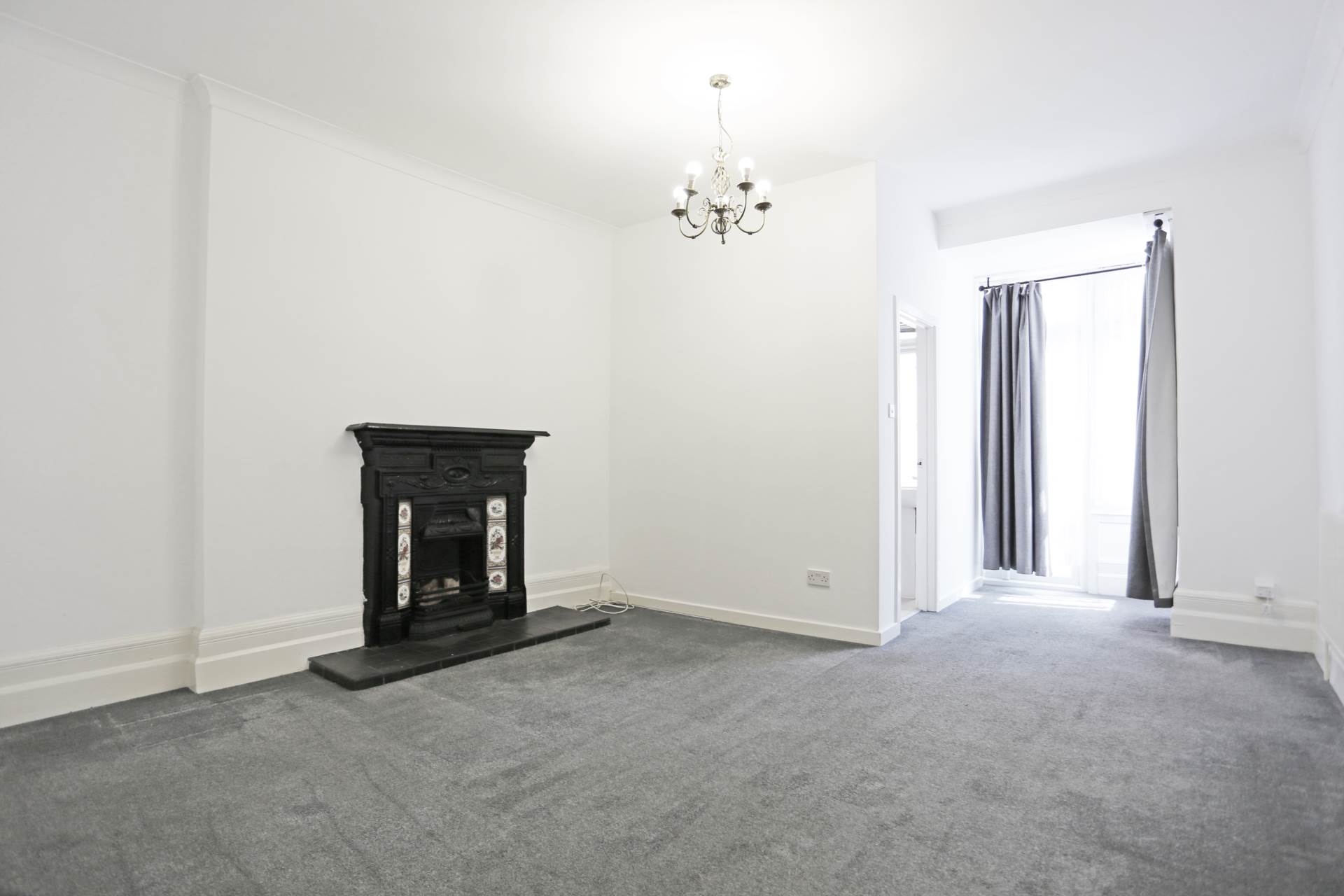 Additional Property Image 8 bedroom Semi Detached to rent in Loughton 5