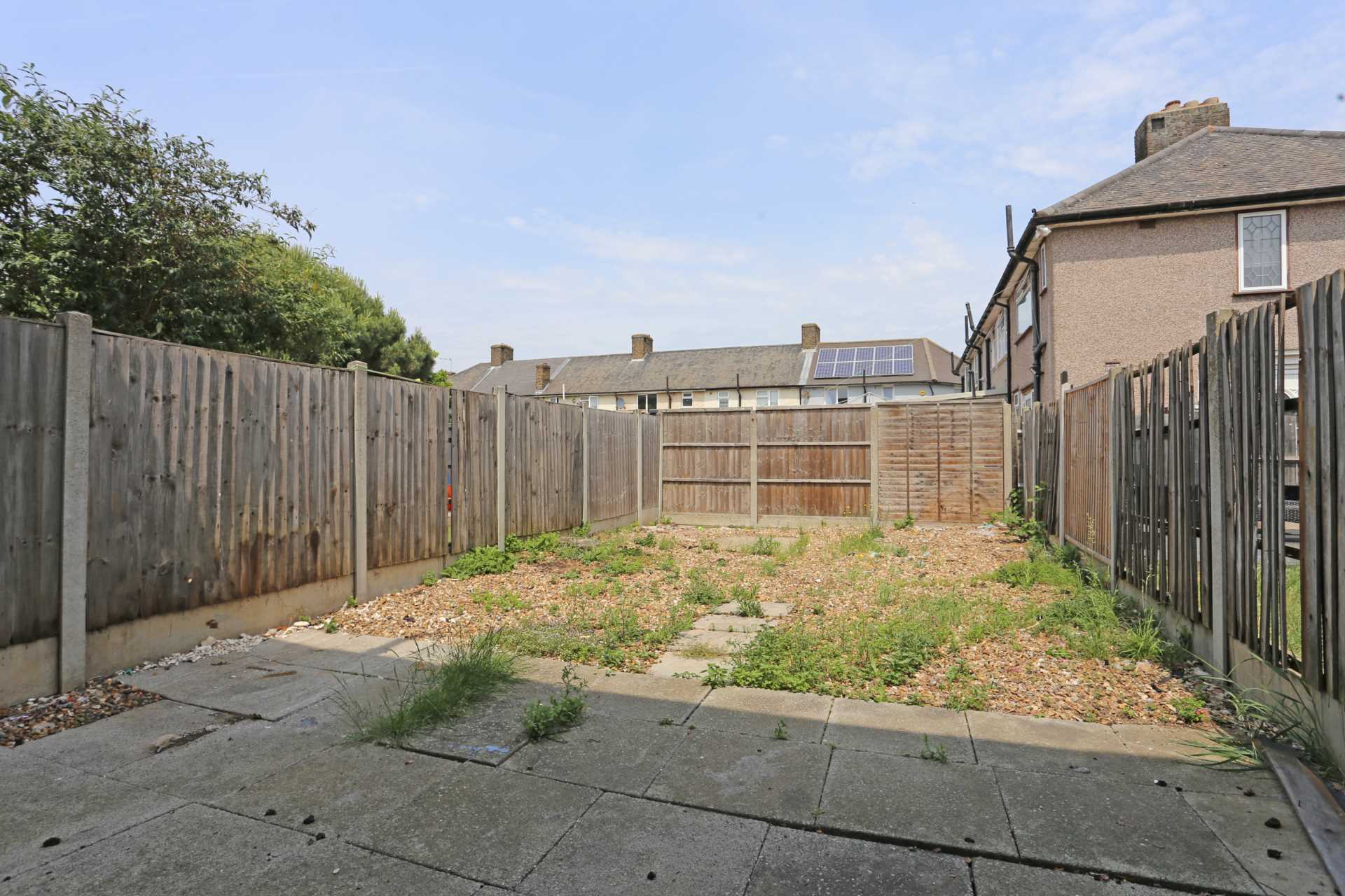 Additional Property Image 2 bedroom Terraced to rent in Dagenham 7