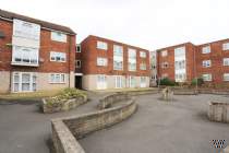 1 bedroom Flat for sale in Dagenham