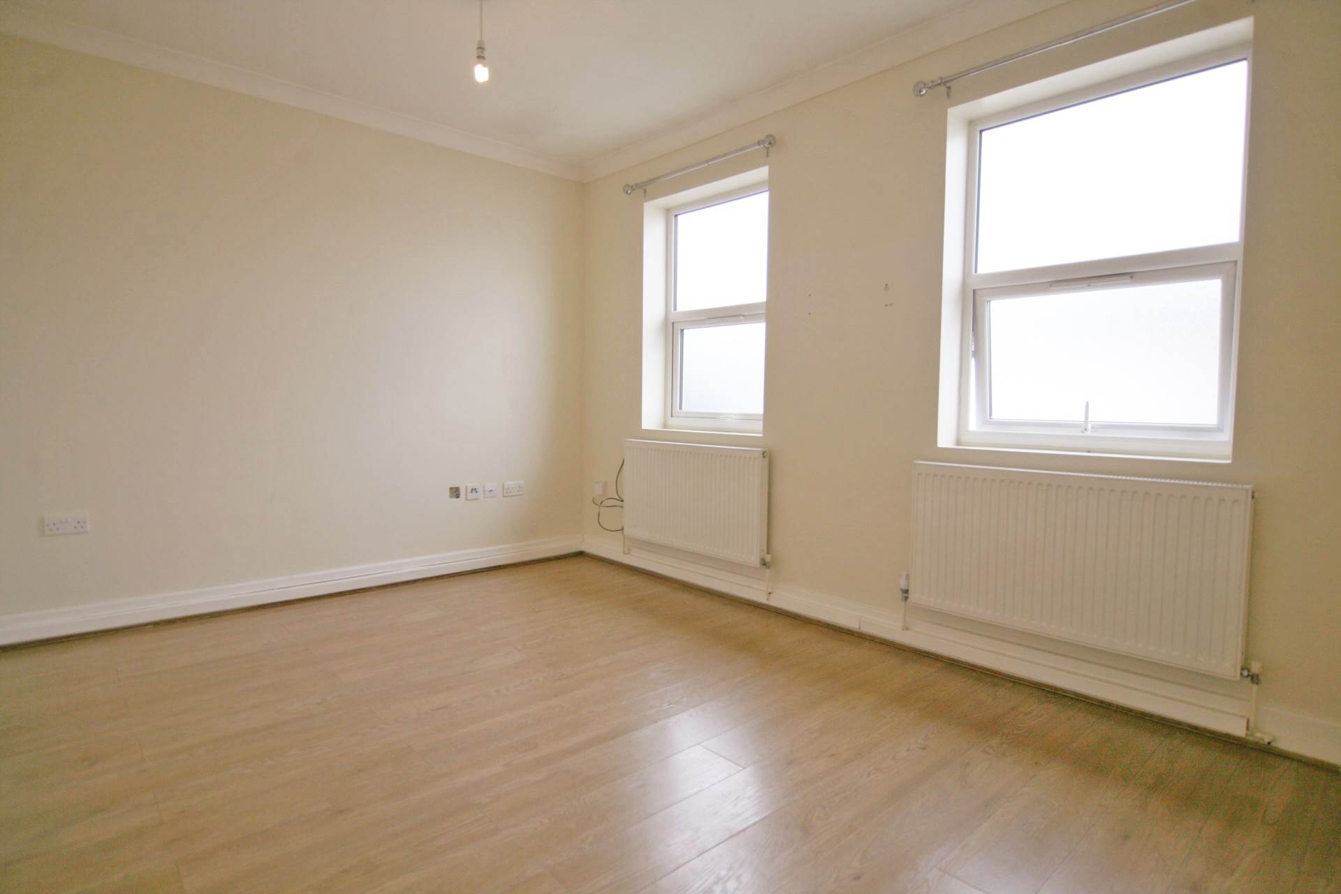 Additional Property Image 1 bedroom Flat to rent in Ilford 2