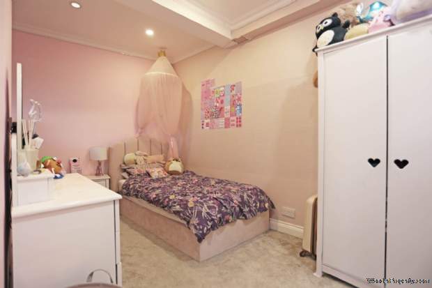 Additional Property Image 5 bedroom Detached for sale in Romford 16