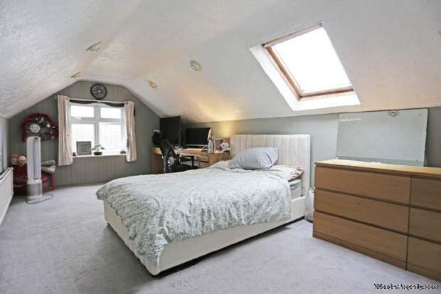 Additional Property Image 5 bedroom Detached for sale in Romford 18